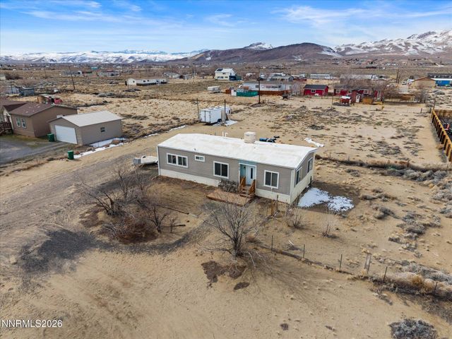 7815 Springfield Road, Silver Springs, NV 89429