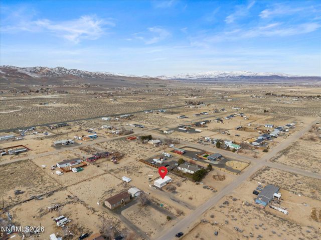 7815 Springfield Road, Silver Springs, NV 89429