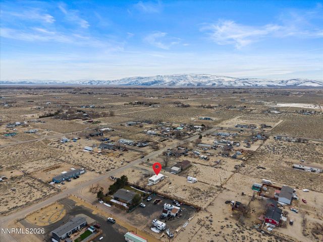 7815 Springfield Road, Silver Springs, NV 89429