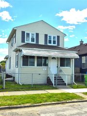 51 Elizabeth Street, River Rouge, MI 48218