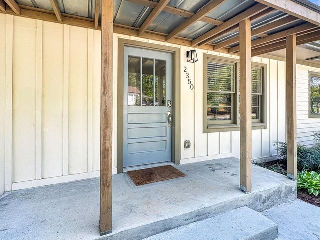 2350 Old Spring Road SE, Smyrna, GA 30080