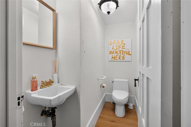 126 N Rossmore, Los Angeles, CA 90004