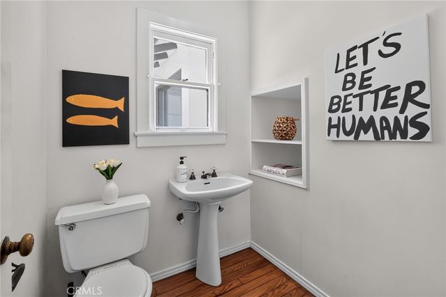 126 N Rossmore, Los Angeles, CA 90004