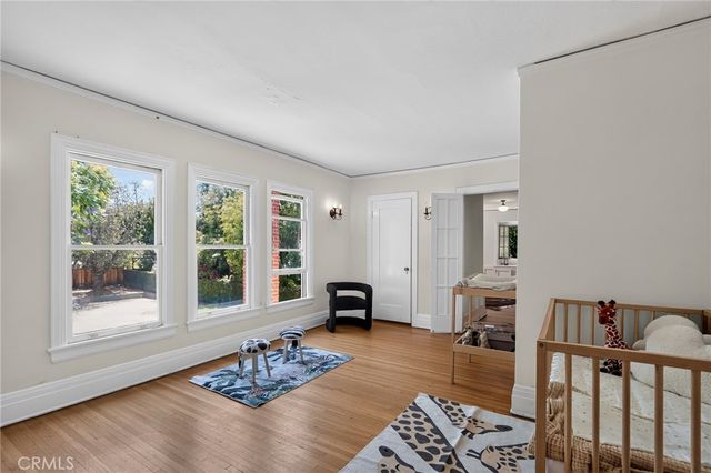 126 N Rossmore, Los Angeles, CA 90004