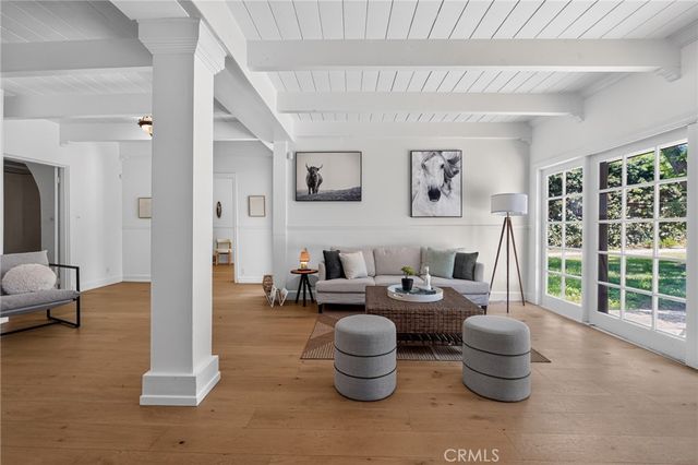 126 N Rossmore, Los Angeles, CA 90004