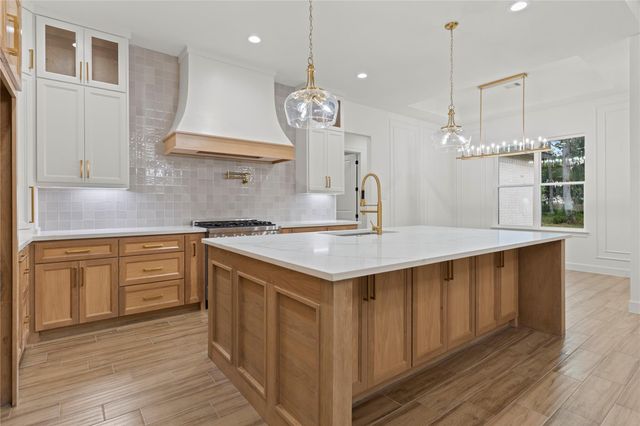 182 Road 6615, Dayton, TX 77535