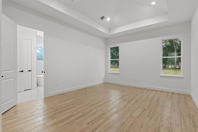 182 Road 6615, Dayton, TX 77535