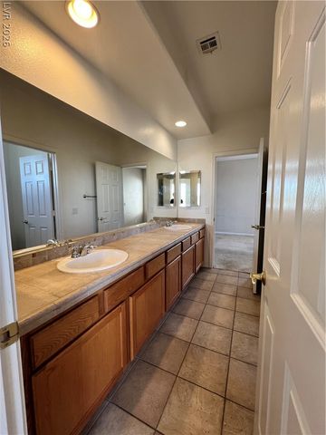 7513 Midnight Rambler Street, Las Vegas, NV 89149