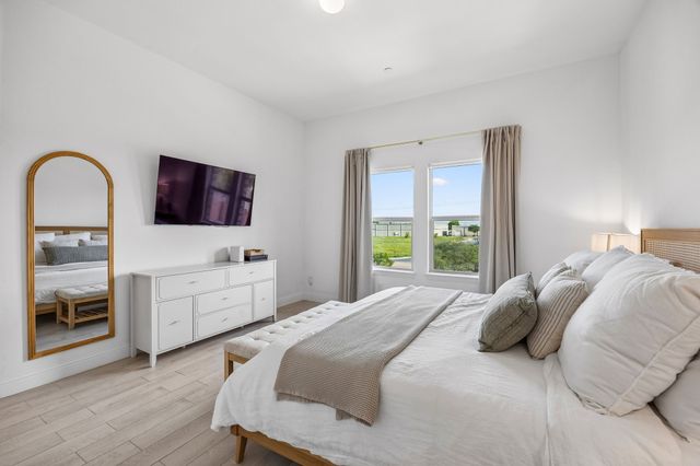 1467 Perrin Lane, Farmers Branch, TX 75234