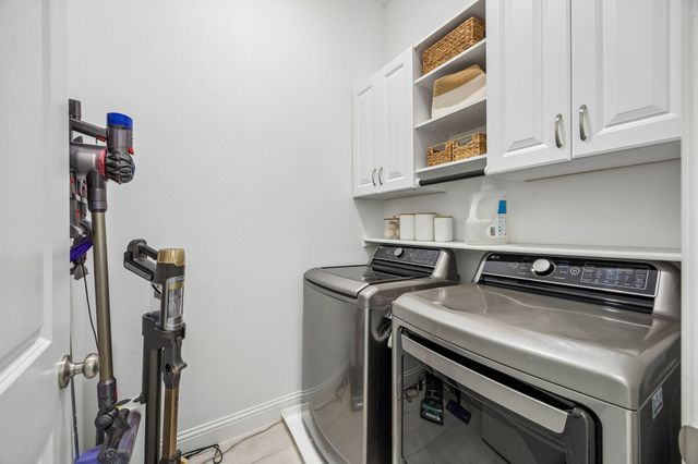 1467 Perrin Lane, Farmers Branch, TX 75234