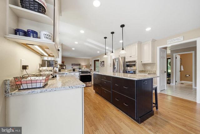 2806 PHEASANT LN, Clarksburg, MD 20871
