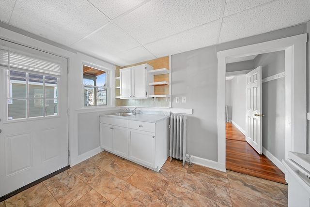 25 Fifth Ave 4, Quincy, MA 02169