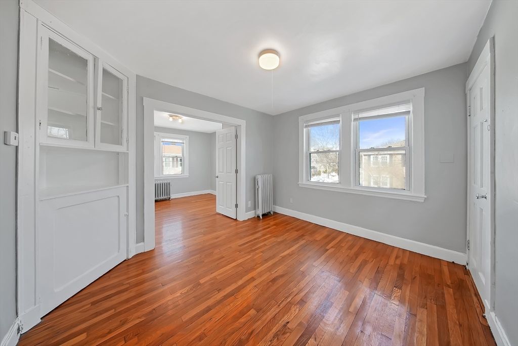 25 Fifth Ave 4, Quincy, MA 02169