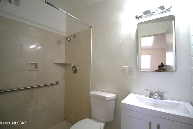 5911 E 30th Street, Tucson, AZ 85711