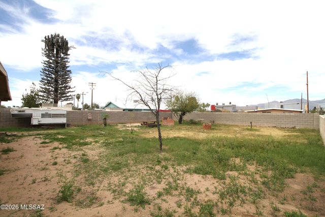 5911 E 30th Street, Tucson, AZ 85711