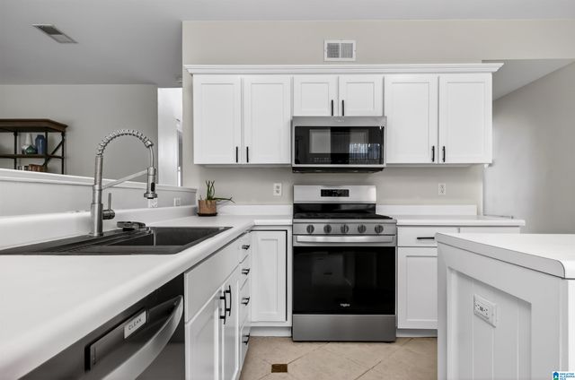 5446 COLONY WAY, Hoover, AL 35226