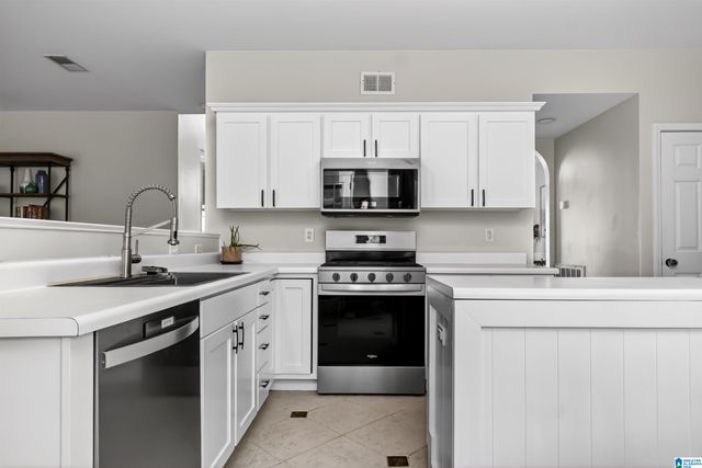 5446 COLONY WAY, Hoover, AL 35226