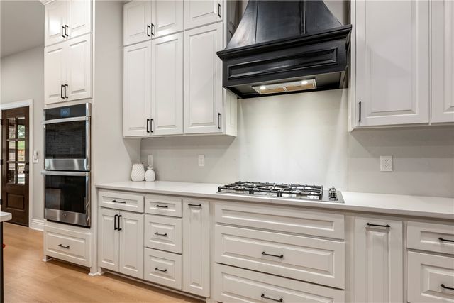5104 S Haxton Circle, Bentonville, AR 72713