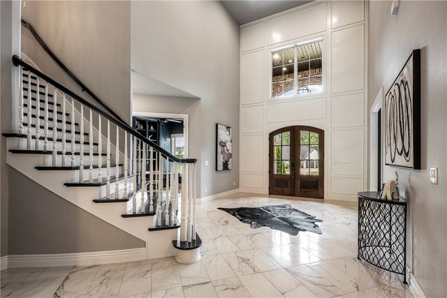 5104 S Haxton Circle, Bentonville, AR 72713