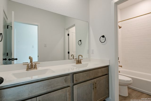 1452 Lockett Falls, San Antonio, TX 78245