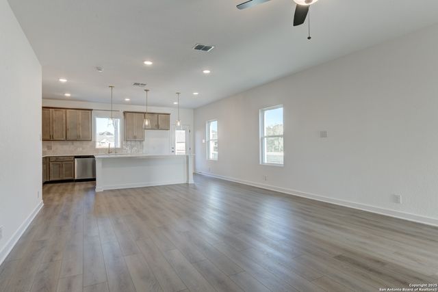 1452 Lockett Falls, San Antonio, TX 78245