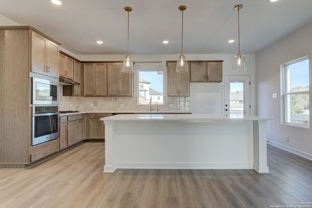 1452 Lockett Falls, San Antonio, TX 78245