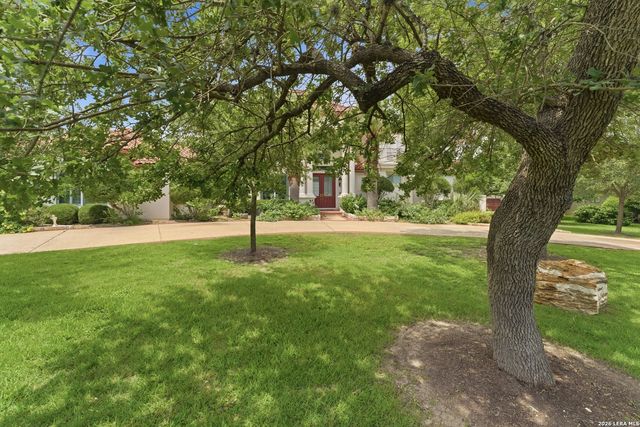 211 Geddington, Shavano Park, TX 78249