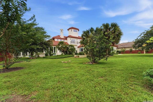 211 Geddington, Shavano Park, TX 78249