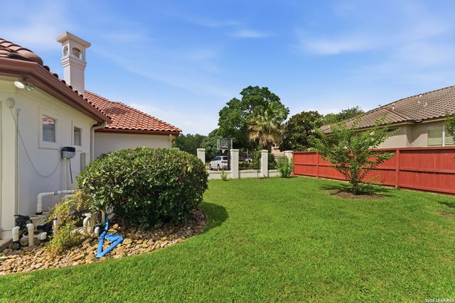 211 Geddington, Shavano Park, TX 78249