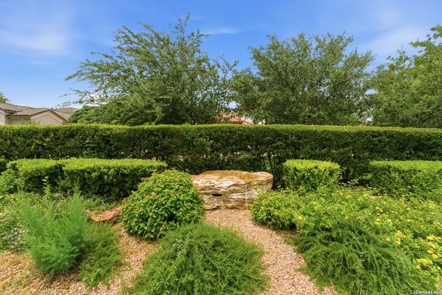 211 Geddington, Shavano Park, TX 78249