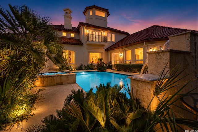 211 Geddington, Shavano Park, TX 78249