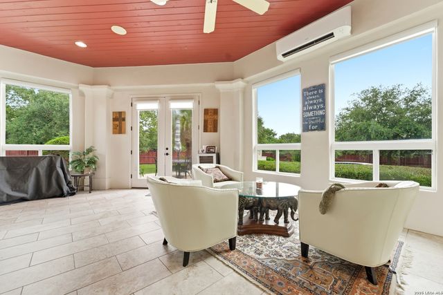 211 Geddington, Shavano Park, TX 78249