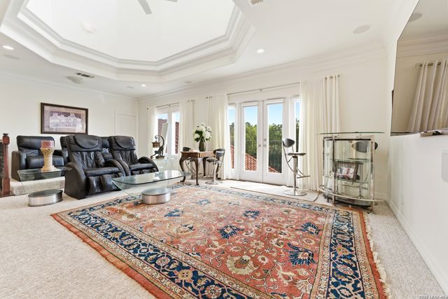 211 Geddington, Shavano Park, TX 78249