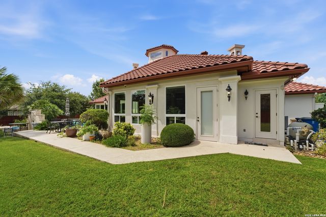 211 Geddington, Shavano Park, TX 78249