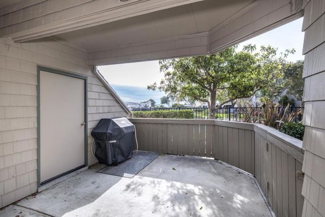 59 Cove Lane 59, Redwood City, CA 94065