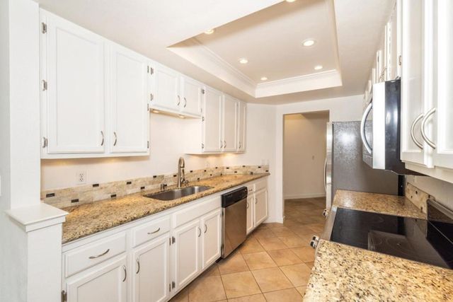 59 Cove Lane 59, Redwood City, CA 94065