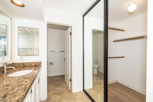 59 Cove Lane 59, Redwood City, CA 94065