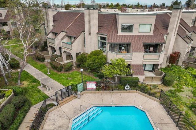 59 Cove Lane 59, Redwood City, CA 94065