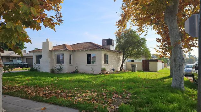 4904 E Nevada Avenue, Fresno, CA 93727