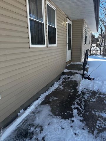 542 Post Avenue, Bellport, NY 11713