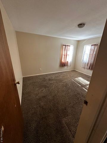 542 Post Avenue, Bellport, NY 11713