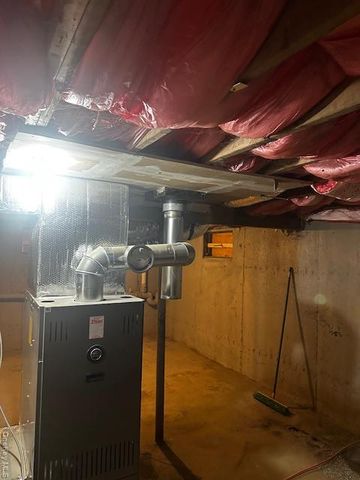 542 Post Avenue, Bellport, NY 11713