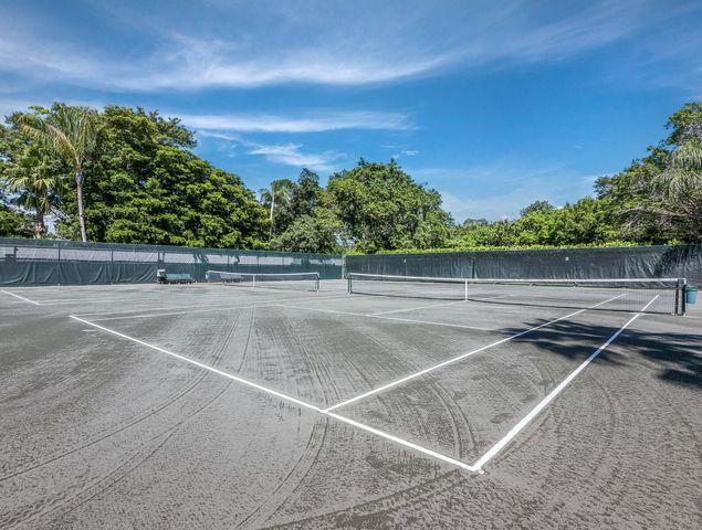 1445 GULF OF MEXICO DRIVE 103, Longboat Key, FL 34228