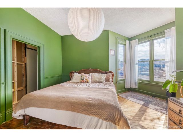 429 W Carr Ave, Cripple Creek, CO 80813