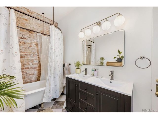 429 W Carr Ave, Cripple Creek, CO 80813