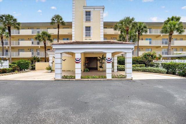 1040 WEXFORD BOULEVARD 1040, Venice, FL 34293