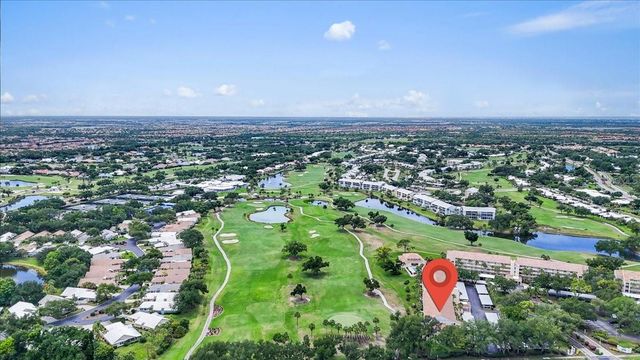 1040 WEXFORD BOULEVARD 1040, Venice, FL 34293