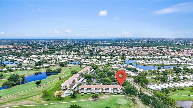 1040 WEXFORD BOULEVARD 1040, Venice, FL 34293