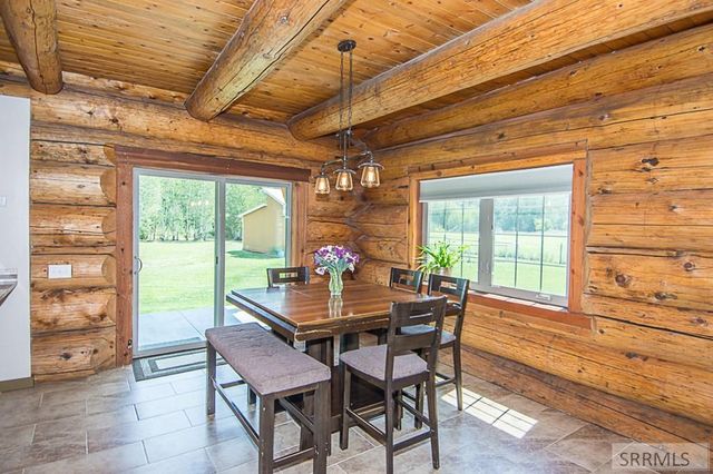 28 Fife Lane, Salmon, ID 83467