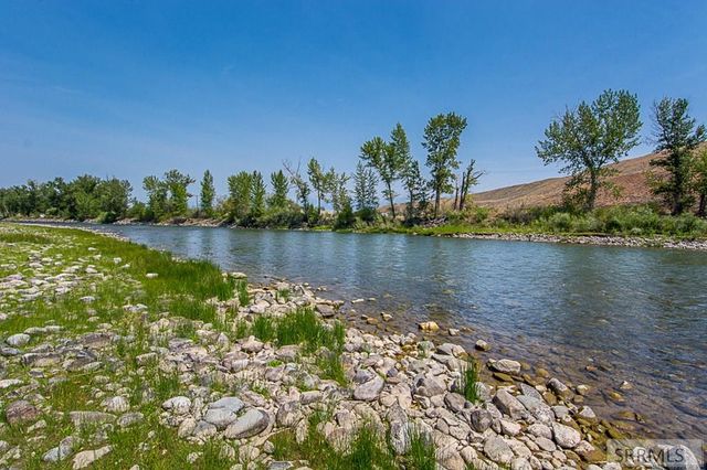 28 Fife Lane, Salmon, ID 83467